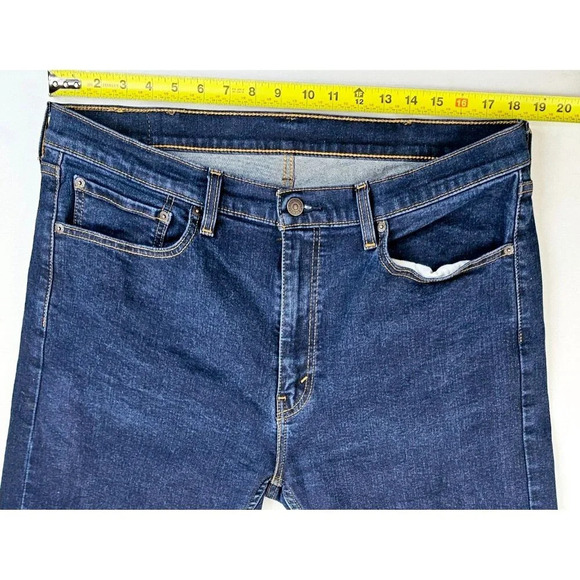 Levis Size 38X32 Men's Straight Blue Denim 5 Pocket Logo Zip Jeans - Picture 2 of 13